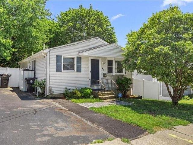 House for sale in Cumberland, Rhode Island