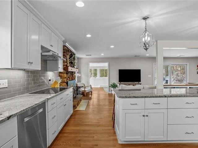 House for sale in Cumberland, Rhode Island