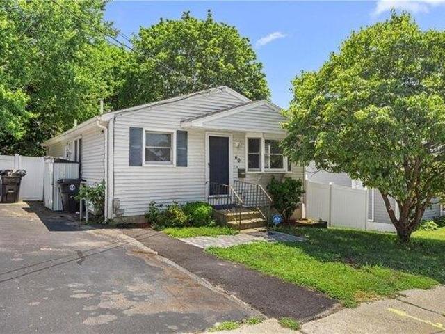 House for sale in Cumberland, Rhode Island