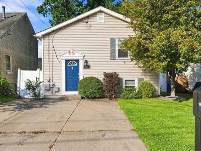 House for sale in Cumberland, Rhode Island