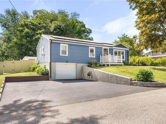 House for sale in Cumberland, Rhode Island
