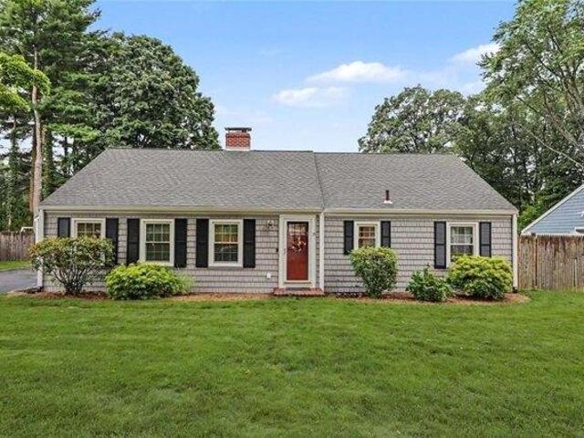 House for sale in Cumberland, Providence County