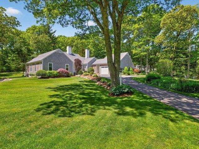House for sale in Barnstable