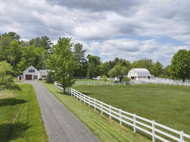 House for sale in Cushing, Maine
