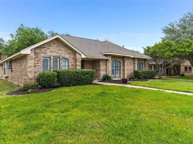 House for sale in Dallas, Texas