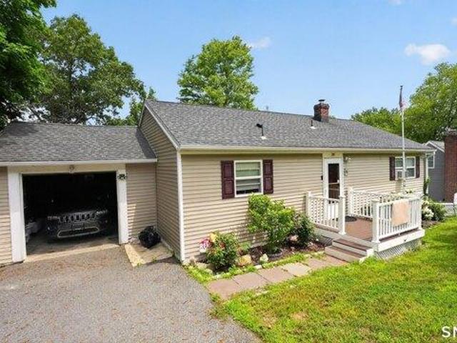 House for sale in Danbury, Connecticut