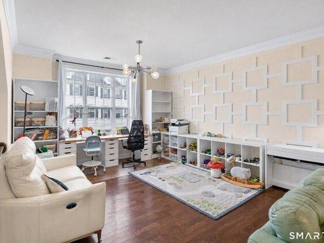 House for sale in Danbury, Connecticut