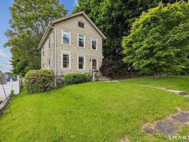 House for sale in Danbury, Connecticut