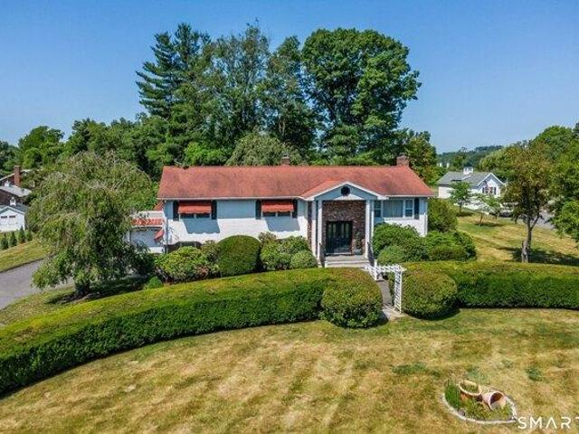 House for sale in Danbury, Connecticut