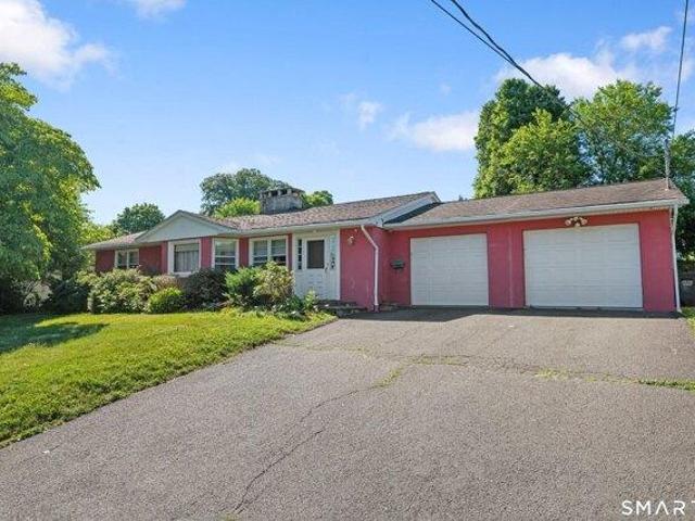 House for sale in Danbury, Connecticut
