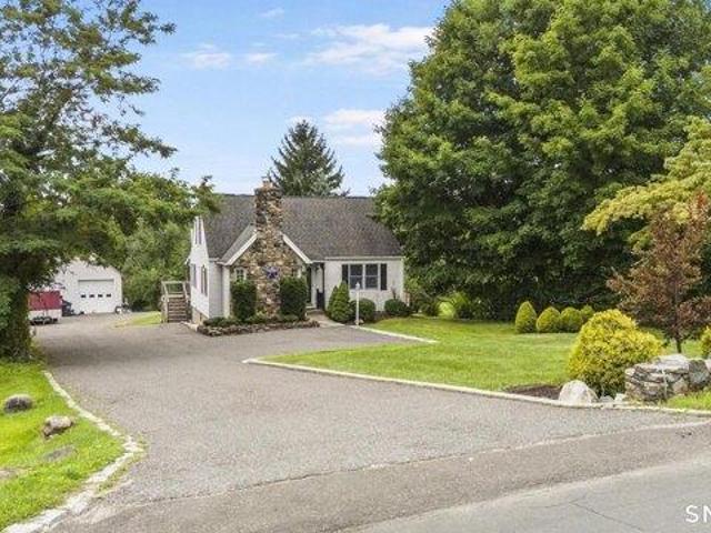House for sale in Danbury, Connecticut