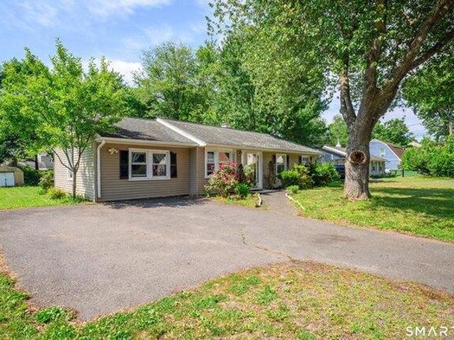 House for sale in Germantown, Danbury