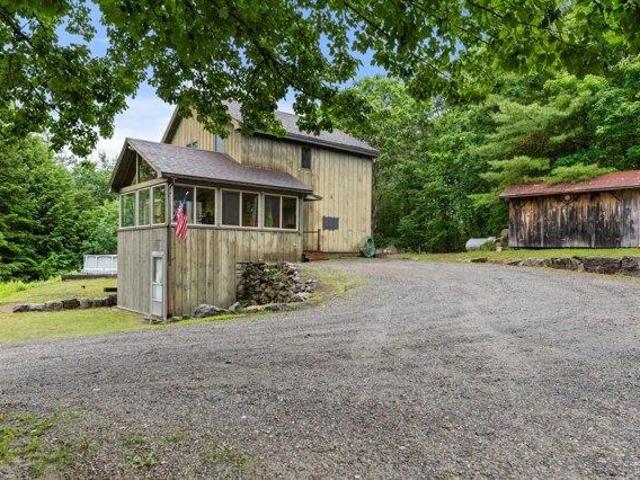 House for sale in New Hampshire