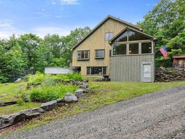 House for sale in New Hampshire