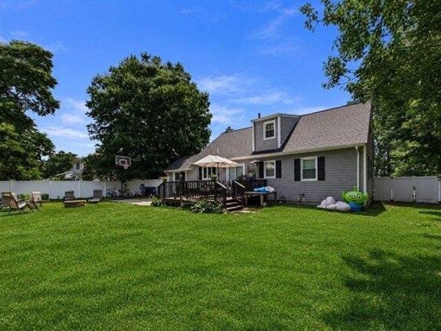 House for sale in Bristol, Massachusetts