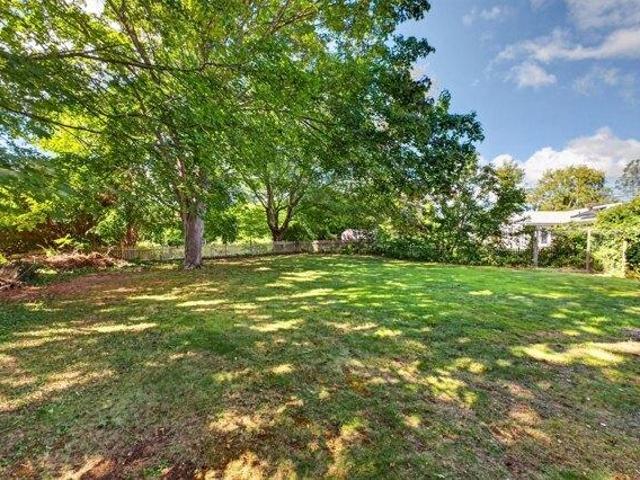House for sale in Dartmouth, Bristol County