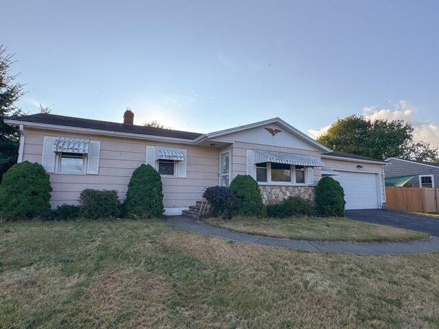 House for sale in Dartmouth, Bristol County