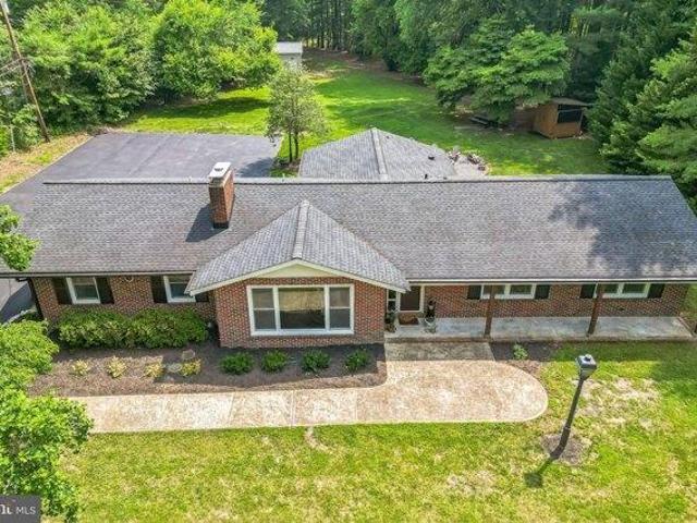 House for sale in Davidsonville