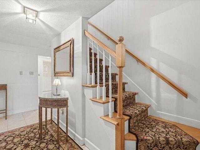 House for sale in Greenlodge, Dedham