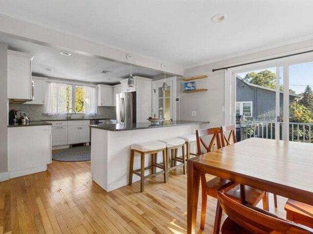 House for sale in Endicott, Dedham