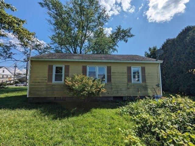 House for sale in Deerfield, Massachusetts