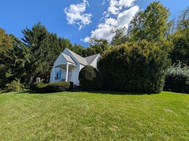 House for sale in Old Deerfield Village Historic District, Deerfield