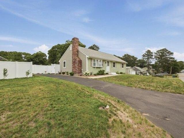 House for sale in Dennis, Massachusetts