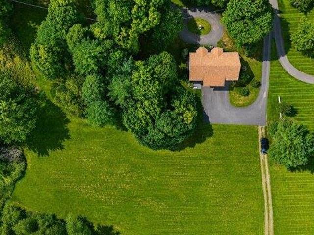 House for sale in Derby, Vermont