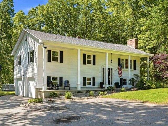 House for sale in New Hampshire