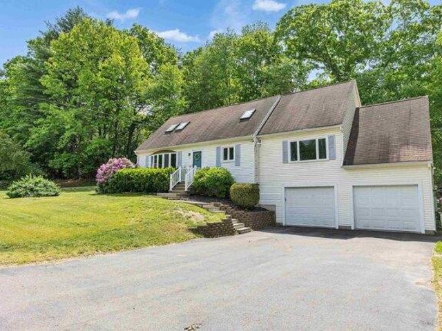 House for sale in New Hampshire