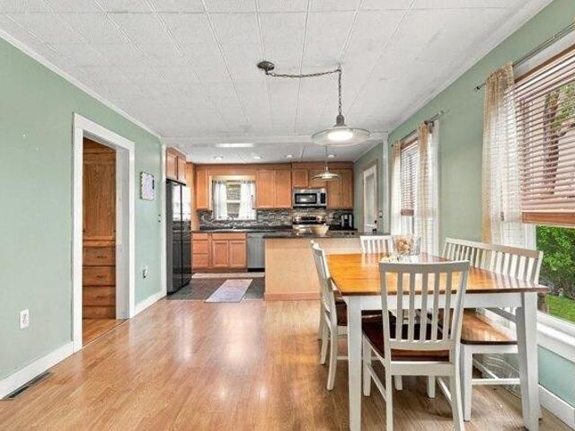 House for sale in Derry Village, Derry