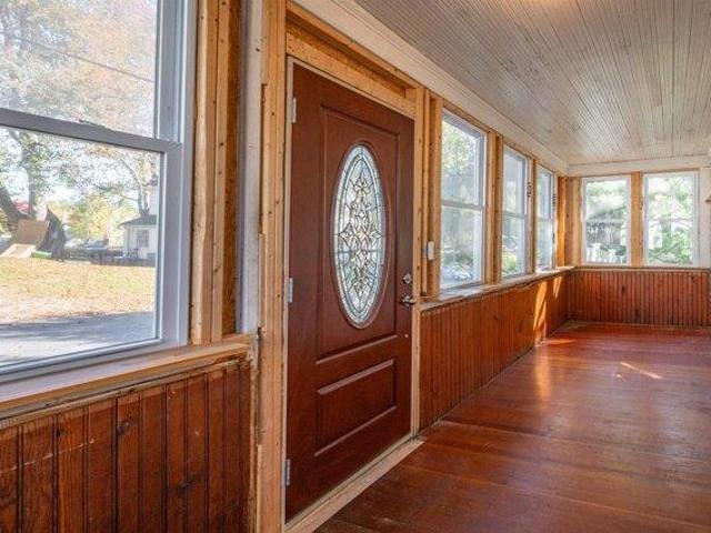 House for sale in Derry, Rockingham County