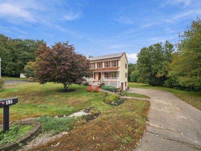 House for sale in Derry, Rockingham County