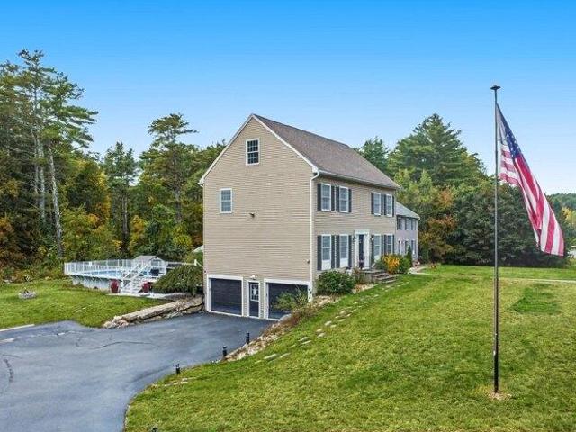 House for sale in Derry, Rockingham County
