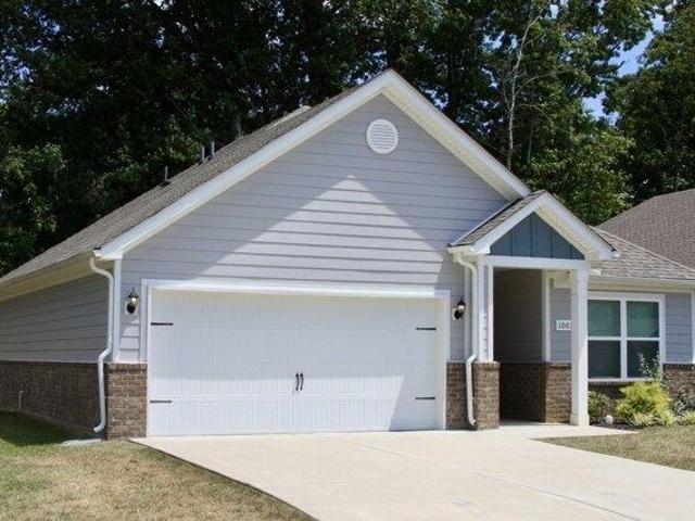 House for sale in Dickson, Tennessee