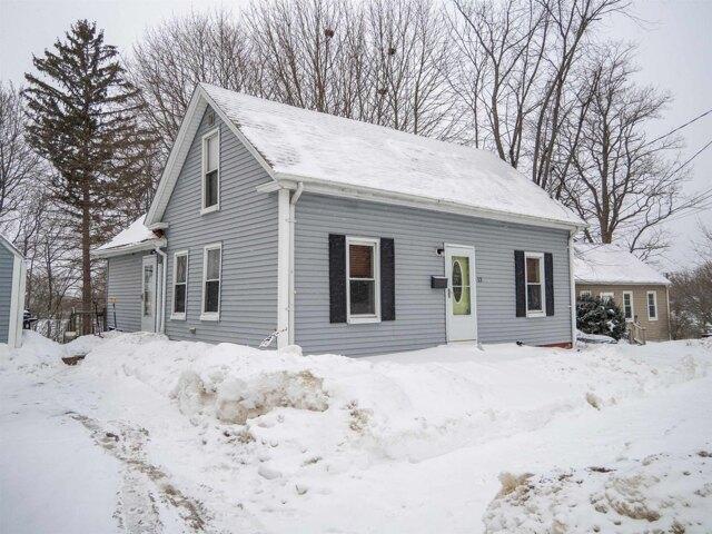 House for sale in New Hampshire