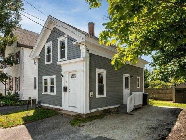 House for sale in New Hampshire