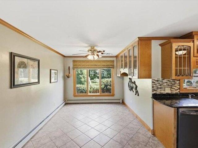 House for sale in Dover, Strafford County