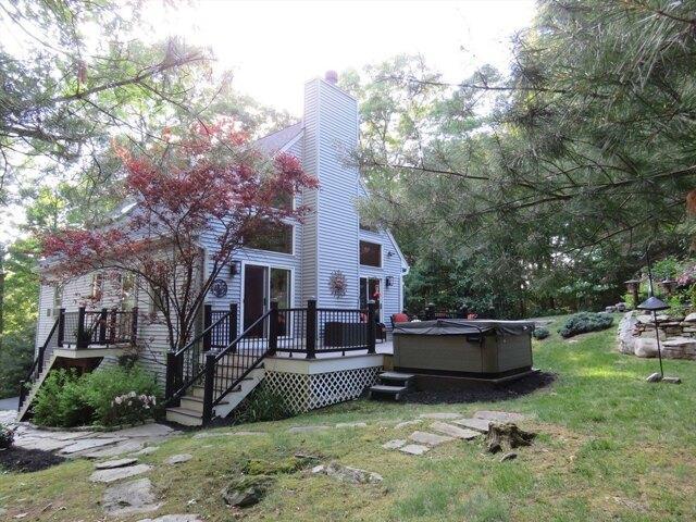House for sale in Dudley, Massachusetts