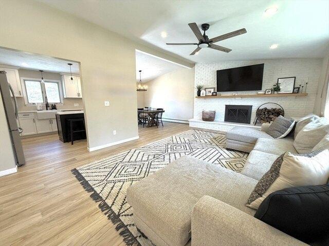 House for sale in Dudley, Massachusetts