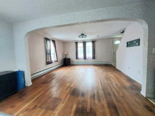 House for sale in Dudley, Massachusetts
