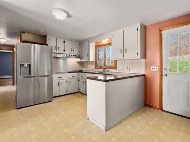 House for sale in Dudley, Massachusetts