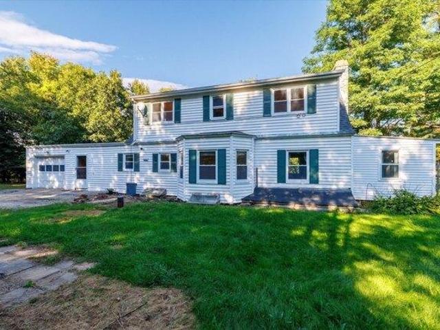 House for sale in Dudley, Massachusetts