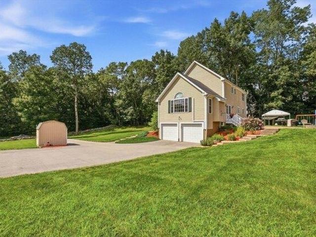 House for sale in Dudley, Worcester County