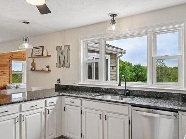 House for sale in Grand View Estates, Dudley