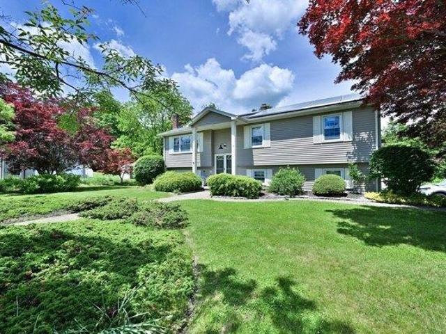 House for sale in Dudley, Worcester County