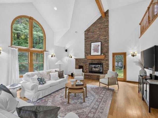 House for sale in Dunstable, Massachusetts