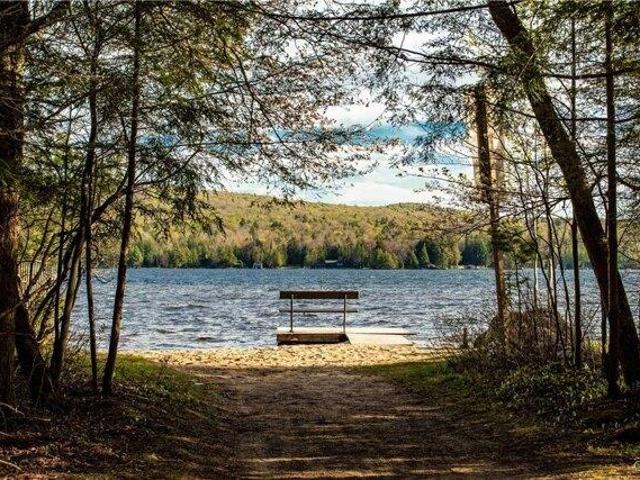 House for sale in Eagle Bay