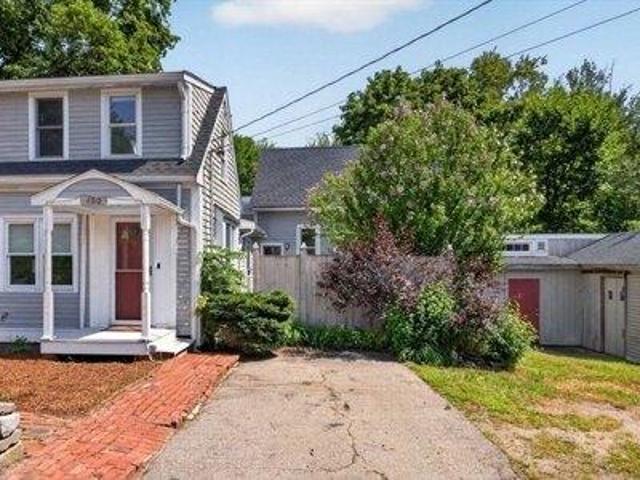 House for sale in East Bridgewater, Massachusetts