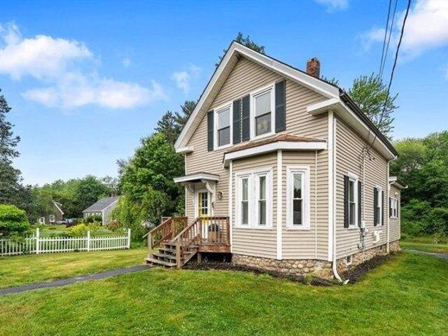 House for sale in East Bridgewater, Massachusetts